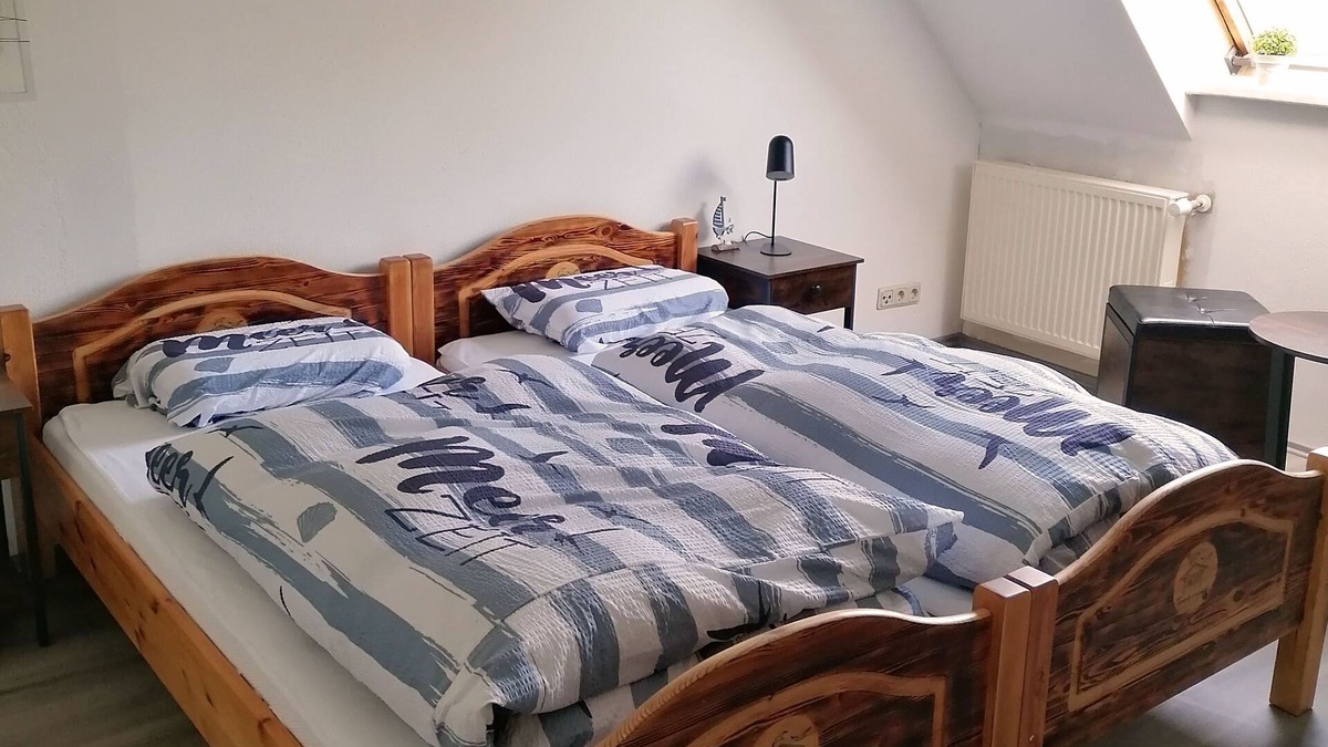Leopoldshagen Apartment | Double room Mönkebude for 2 pers. with bath & WC - Pension Tweete Heimat