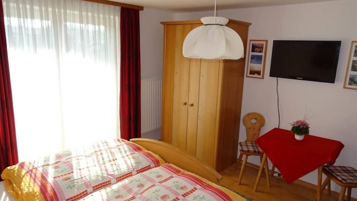 Faistenau Cottage | Double Room - Pension Bayrhammer
