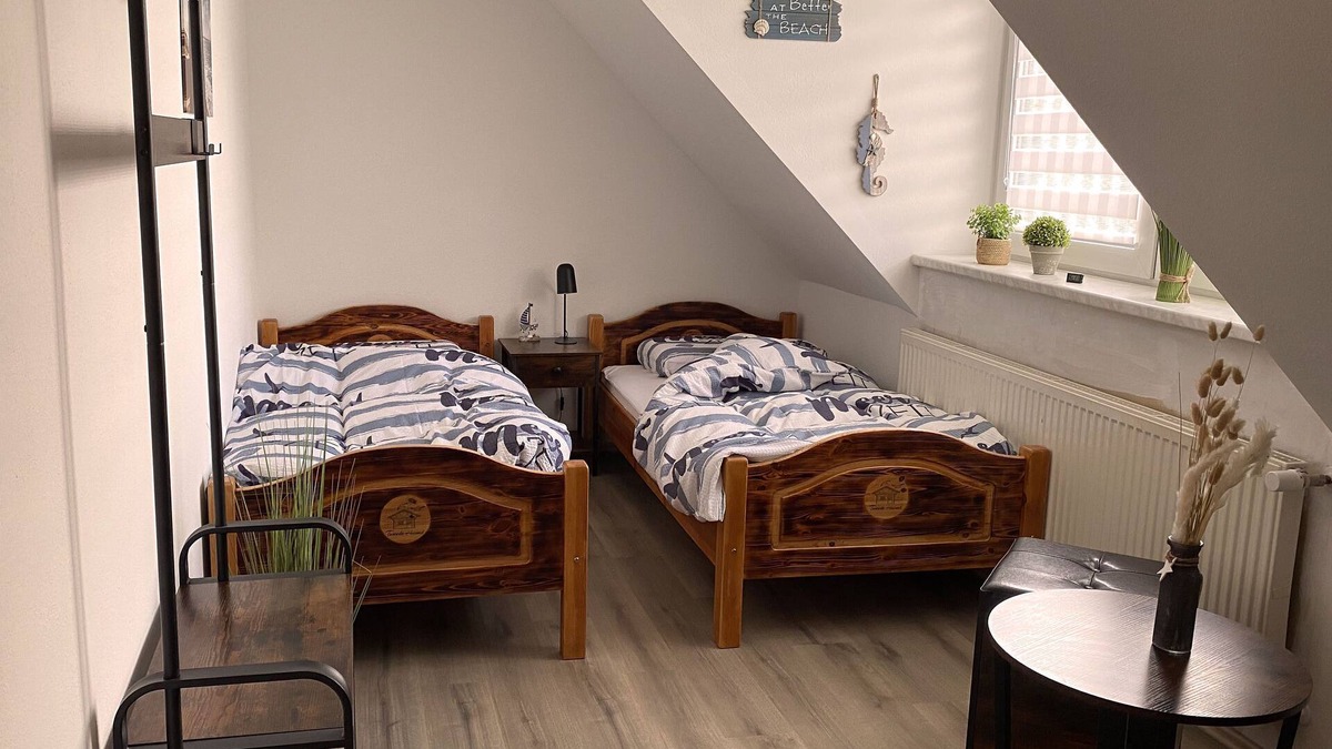 Leopoldshagen Apartment | Double room Ueckermünde for 2 pers. with shower/WC - Pension Tweete Heimat