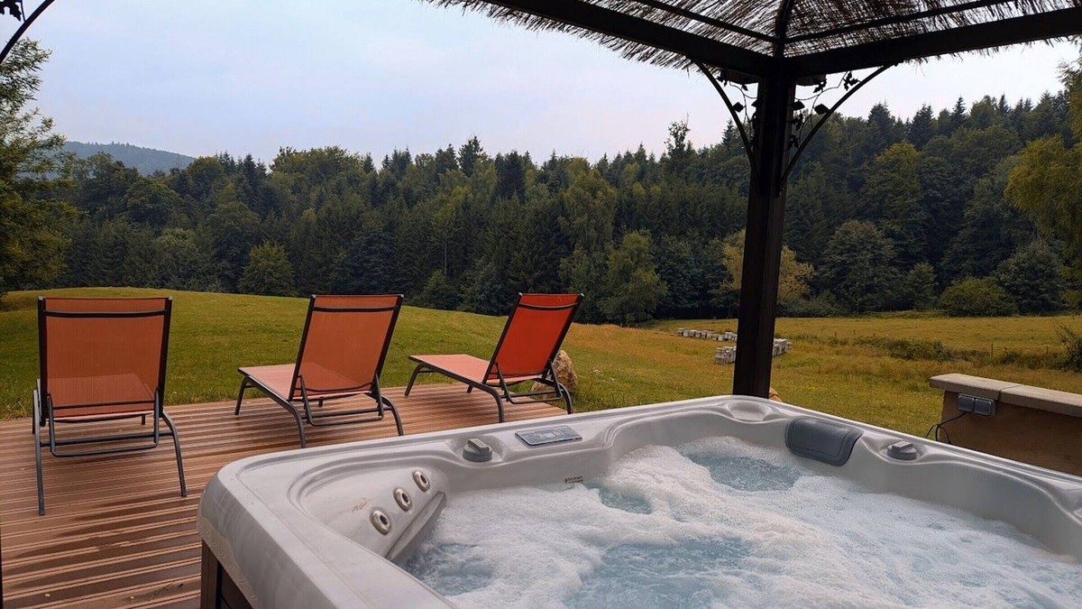 Moyenmoutier Bed & Breakfast | Double Room with Breakfast in Historic Building