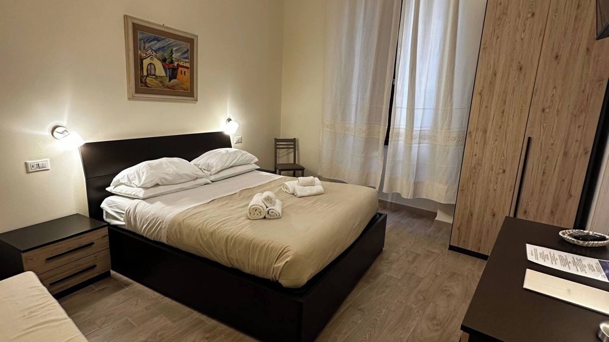 Terralba Apartment | Double Room with private bathroom in Terralba (Oristano) – Ginestra