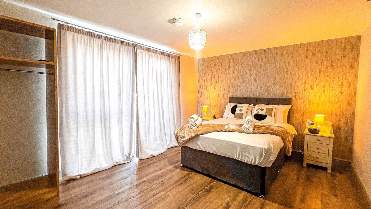 Boston House | Double Room with Shared Bathroom