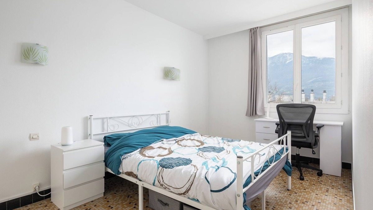 Secteur 4 Apartment | Double room with WIFI