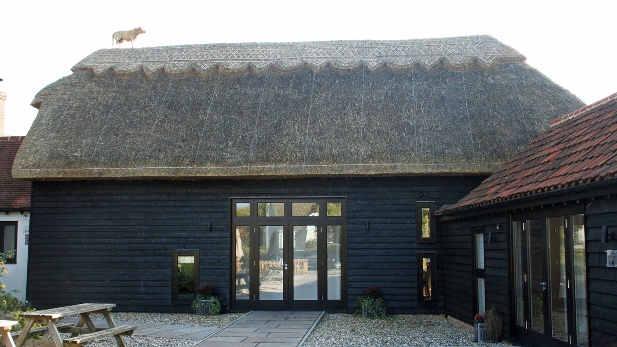 Chrishall House | Double/Twin Room @TheRedCow 15min to Cambridge