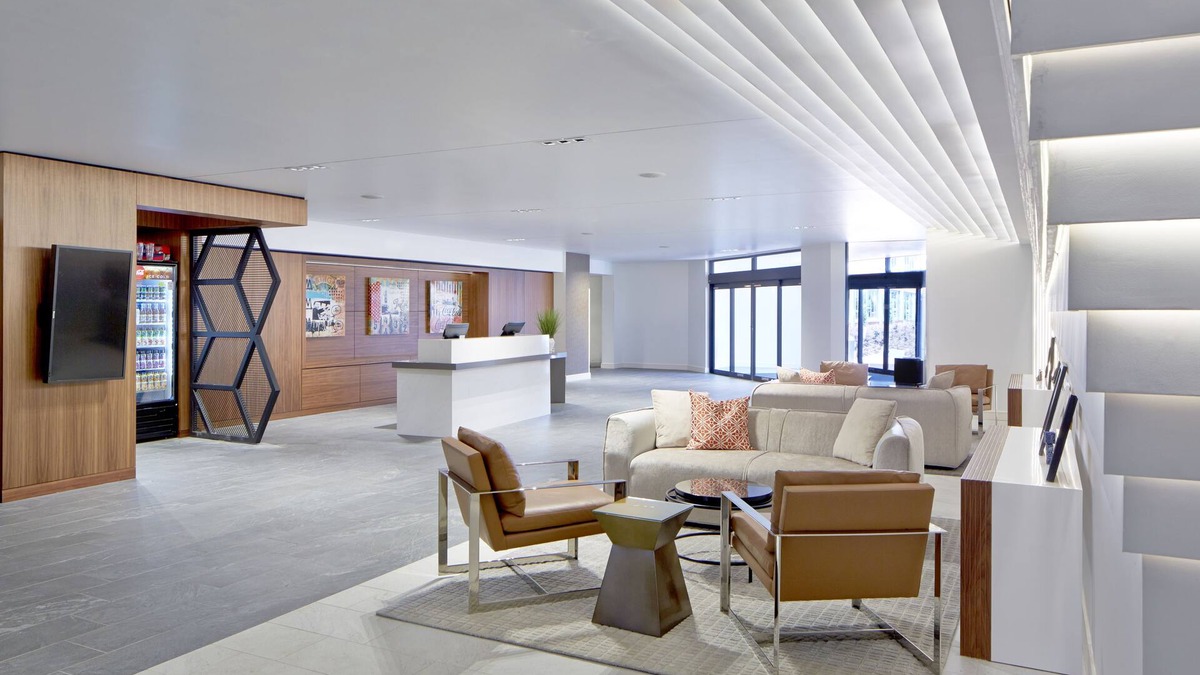North Brookhaven Hotel | DoubleTree by Hilton Atlanta Perimeter Dunwoody