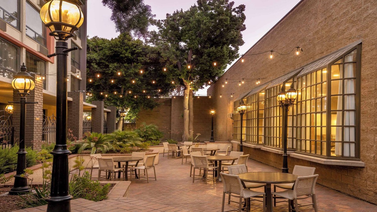 San Bernardino Hotel | DoubleTree by Hilton Hotel San Bernardino