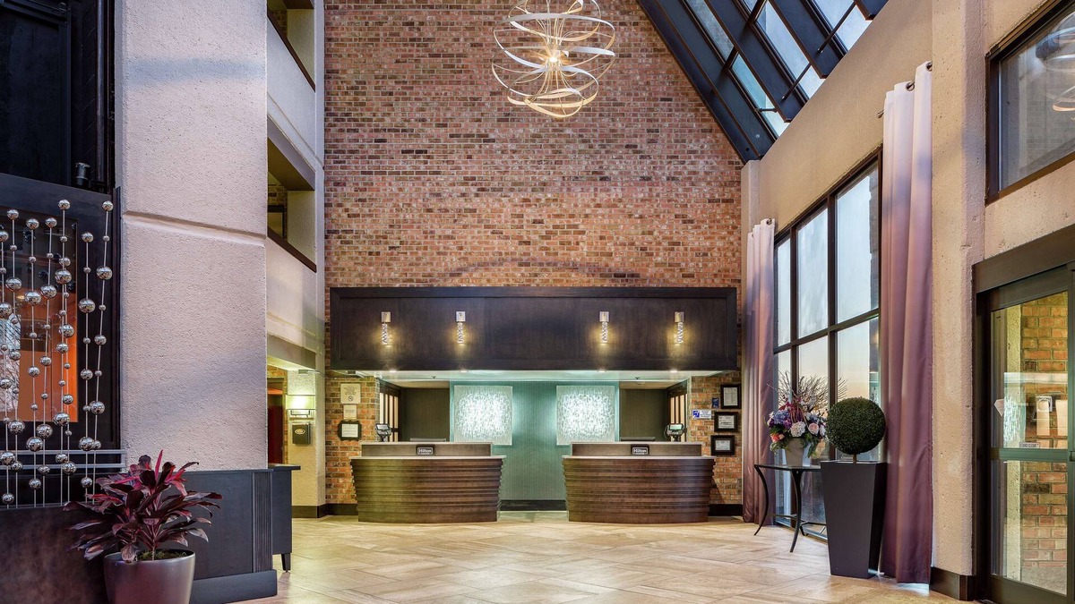 Johnson City Hotel | DoubleTree by Hilton Hotel Johnson City