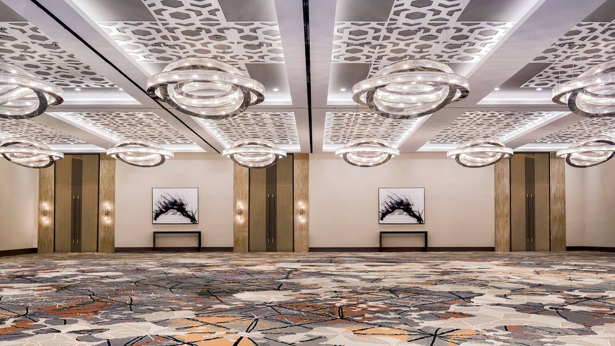 Ludlam Hotel | DoubleTree by Hilton Hotel Miami Airport & Convention Center