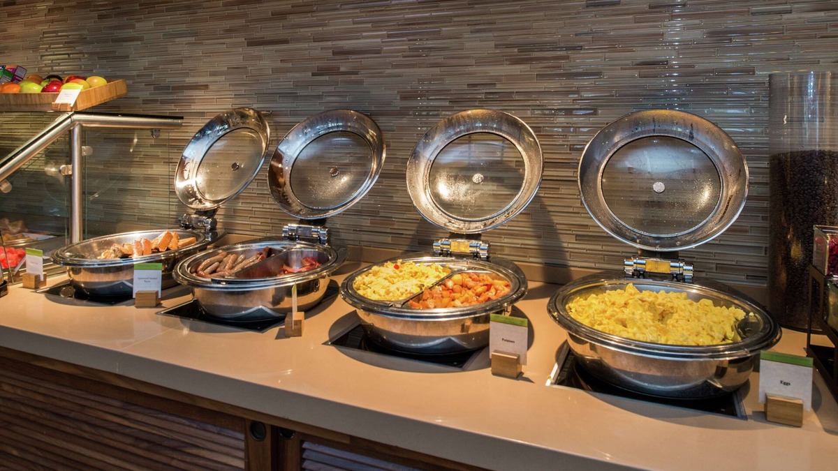 El Segundo Hotel | DoubleTree by Hilton LAX - El Segundo