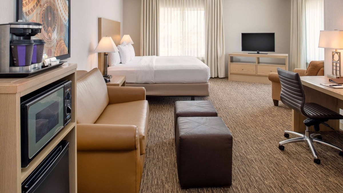 Olympia Hotel | DoubleTree by Hilton Olympia Downtown Capitol District