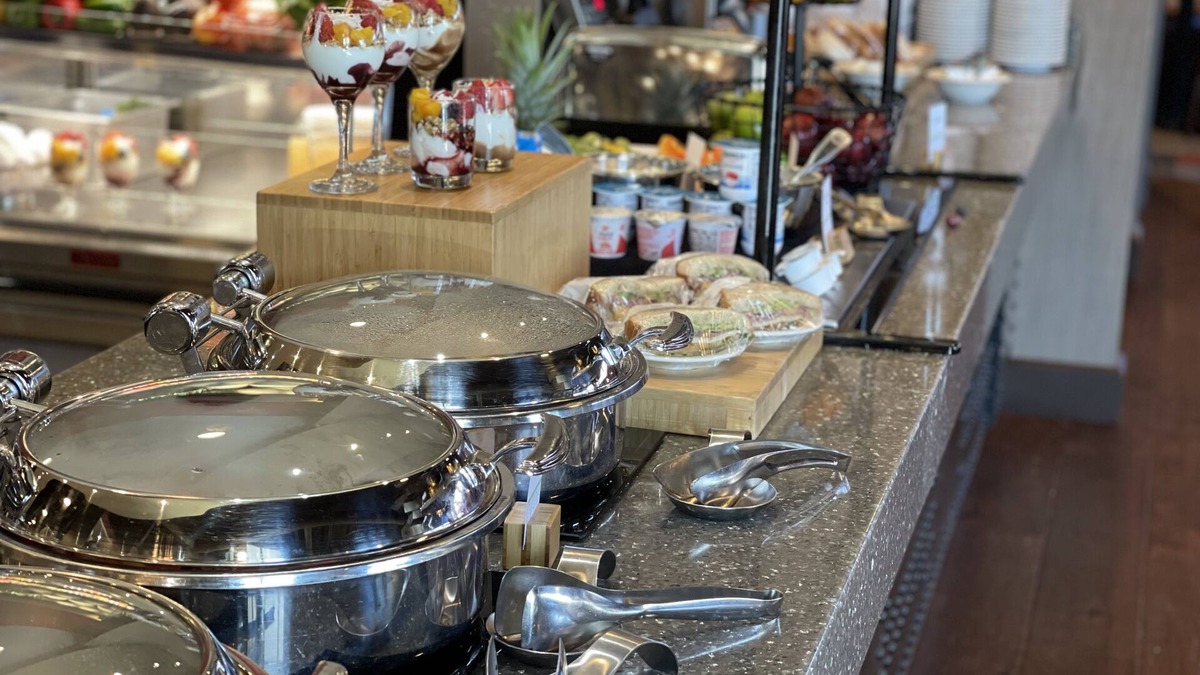 South Central Omaha Hotel | DoubleTree by Hilton Omaha Southwest