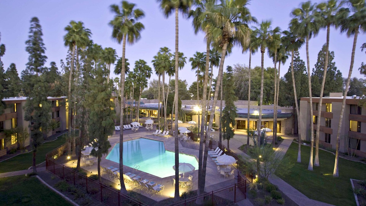 Tempe Hotel | DoubleTree by Hilton Phoenix Tempe
