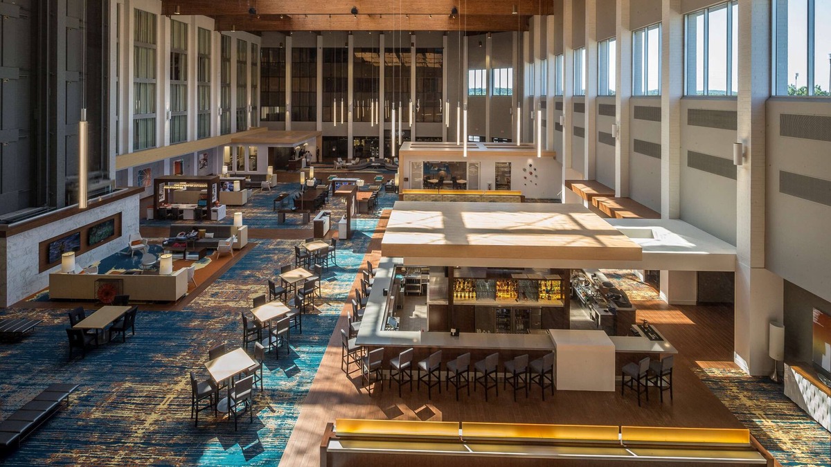 Mars Hotel | DoubleTree by Hilton Pittsburgh - Cranberry