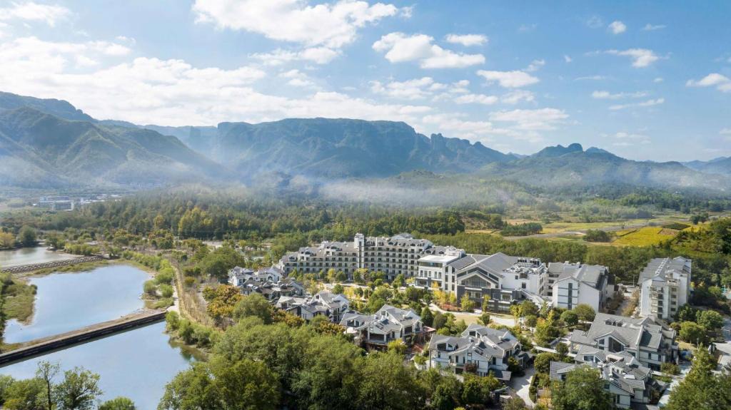 Jiaojiang Hotel | Doubletree By Hilton Taizhou Shenxianju