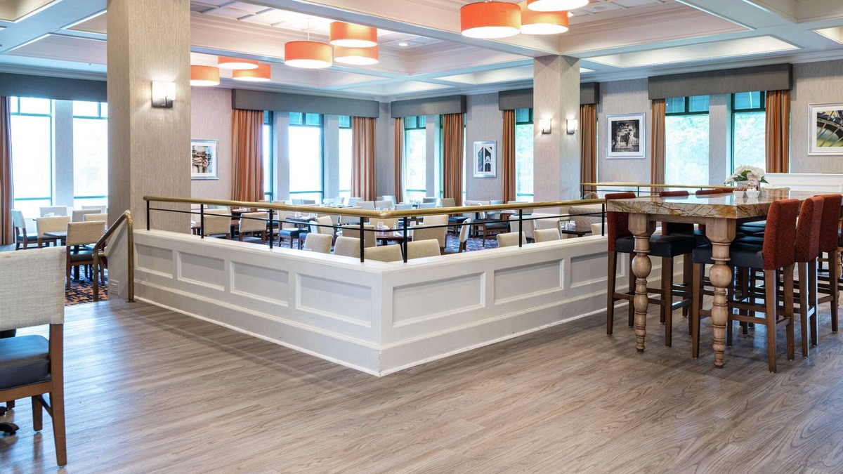 Plymouth Meeting Hotel | DoubleTree Suites by Hilton Hotel Philadelphia West