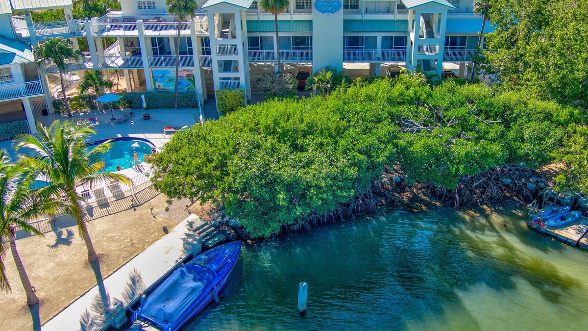 Key Largo Hotel | Dove Creek Resort & Marina, Trademark Collection by Wyndham