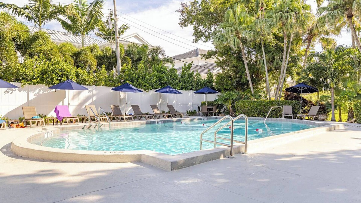 Delray Beach Condo | Dover House Resort