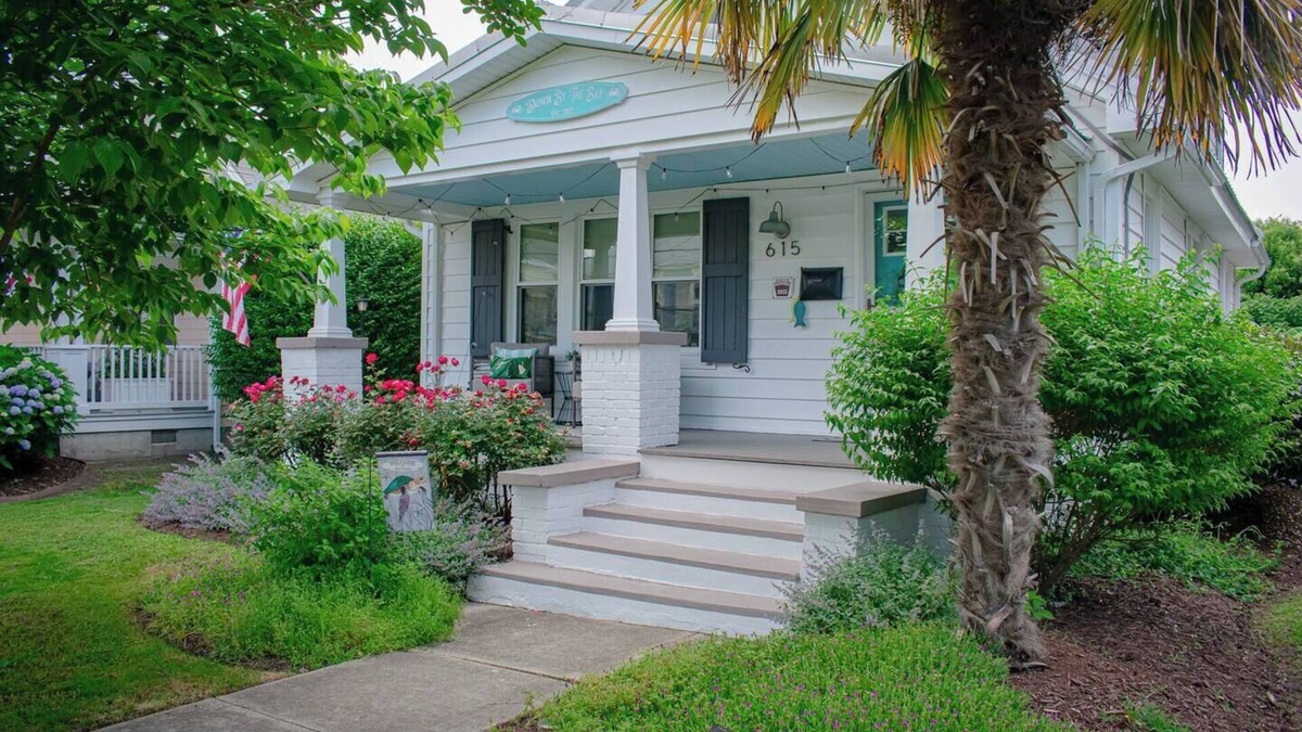 Cape Charles House | Down By The Bay - Cape Charles -1st Floor Primary