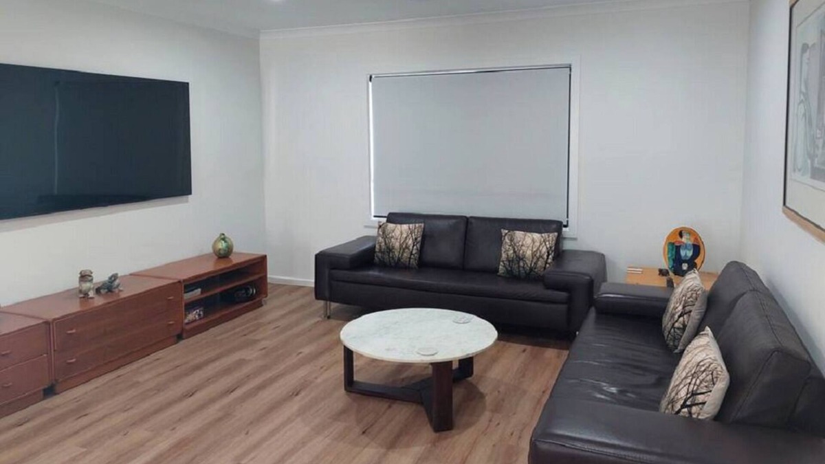 Yarrawonga House | Down Town 1