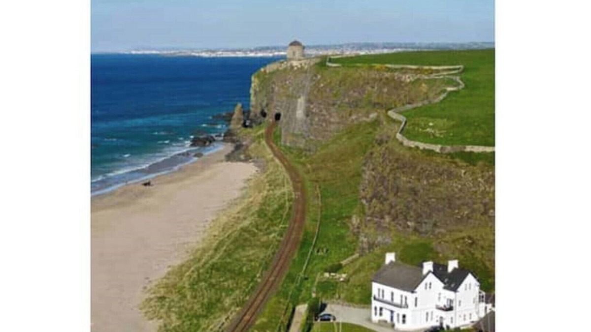 Coleraine House | Downhill Beachhouse Exclusive Use