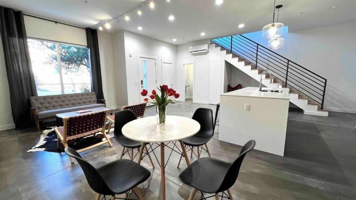 Midtown Condo | Downtown 3 Level Modern Condo 2 Private Balconies Unit B