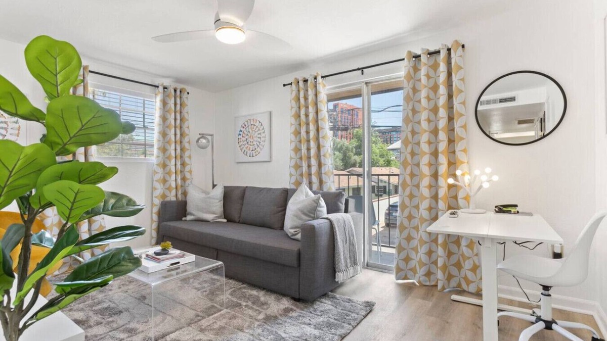 Maple-Ash Apartment | Downtown APT w/King Bed-1 Block to Mill Ave/ASU