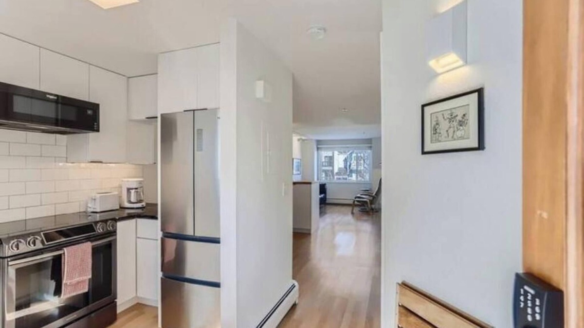 Panorama Heights Apartment | Downtown Boulder 1 BDR/1 BA Condo