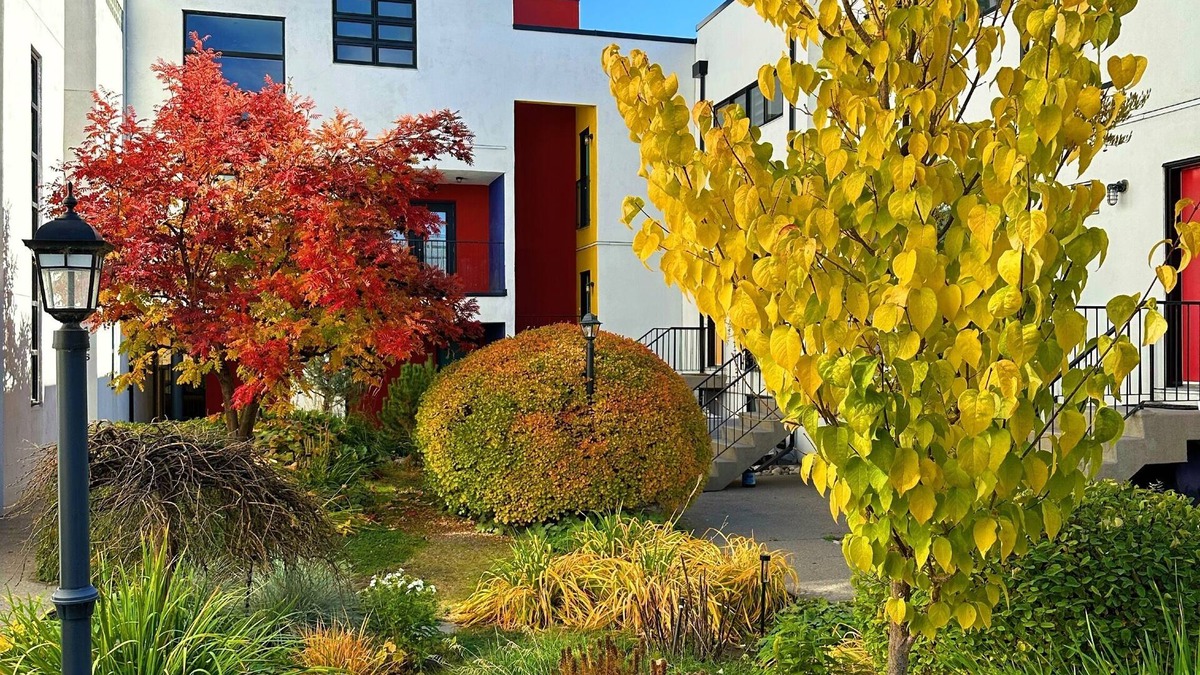 Connaught House | Downtown Calgary 2-bedroom Townhouse