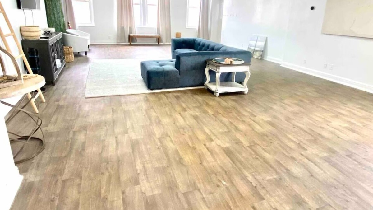 Owensboro Condo | Downtown condo Cozy 2-bedroom with WiFi, AC in charming Owensboro