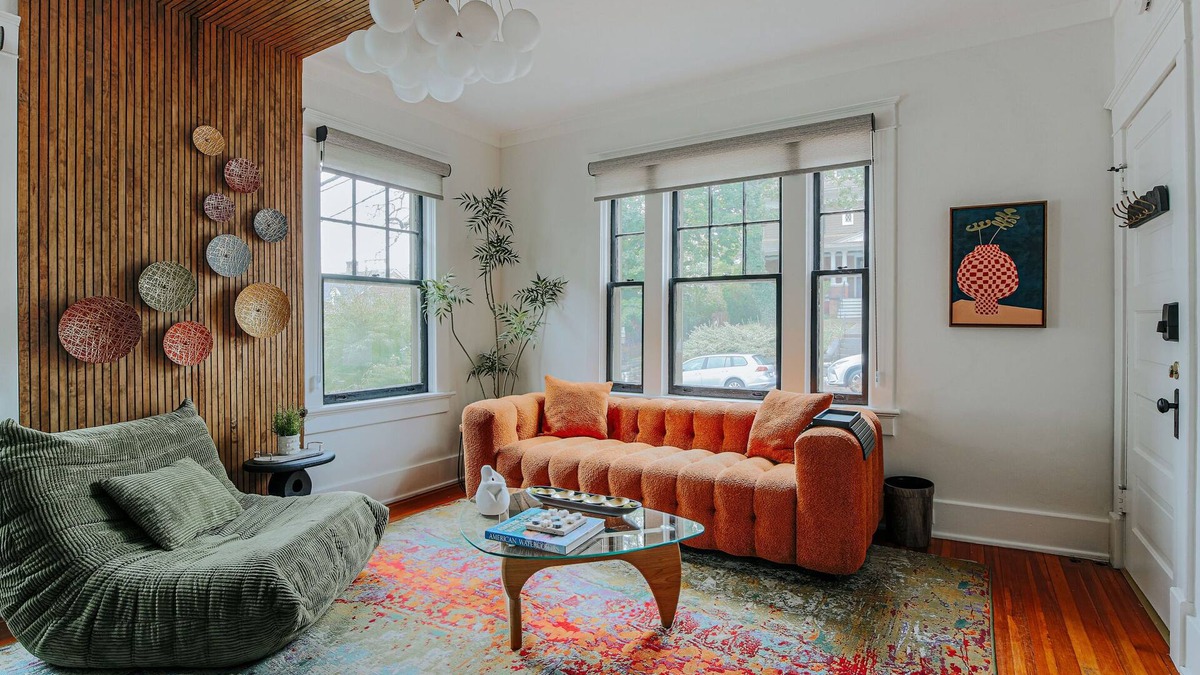 Staunton Apartment | Downtown Funk: NEW Luxury Unit + Walk Downtown