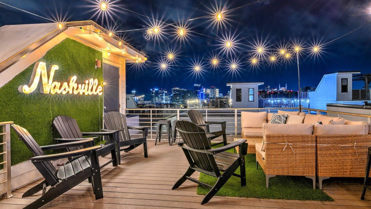 Edgehill House | Downtown Gulch 14 Beds Ultimate Skyline Views!