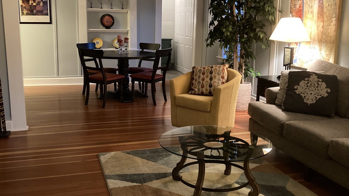 Prescott House | Downtown Historic Charm with Modern Comfort