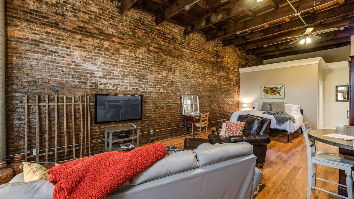 Cookeville Apartment | Downtown Loft Apartment