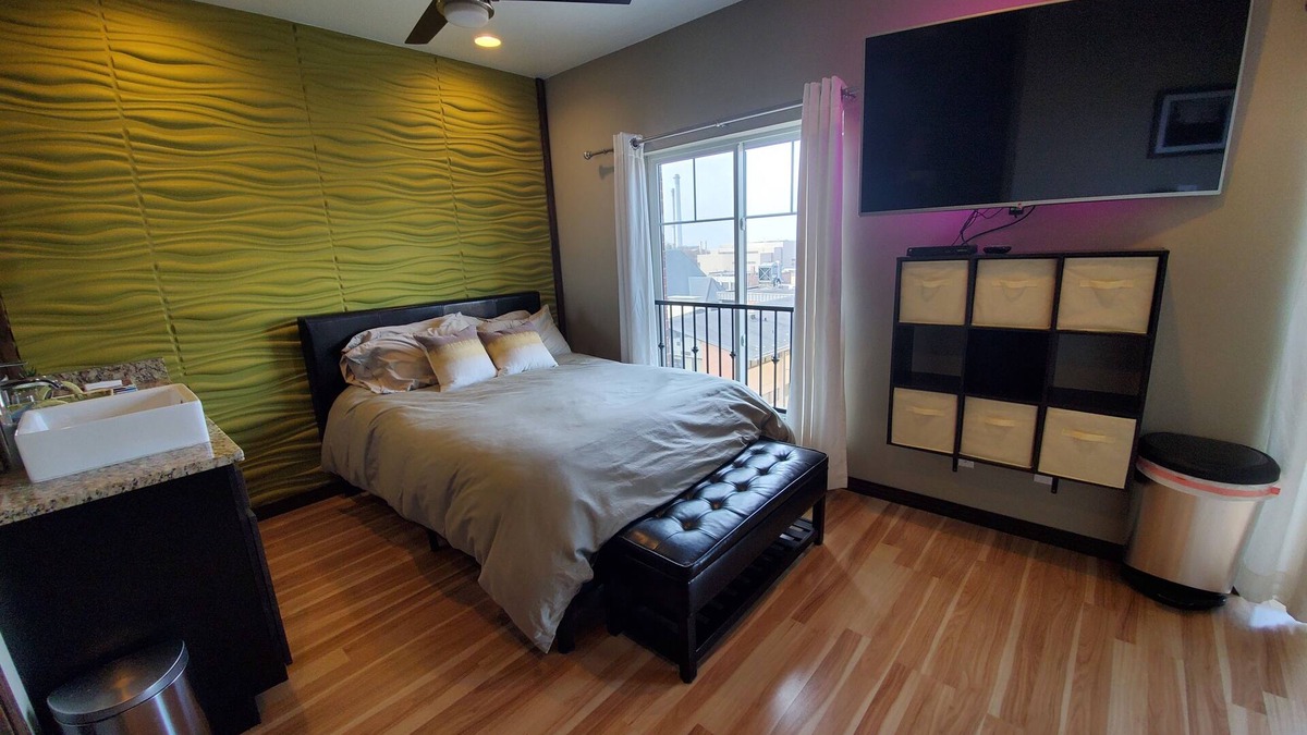 Columbia Apartment | Downtown Luxury Suite