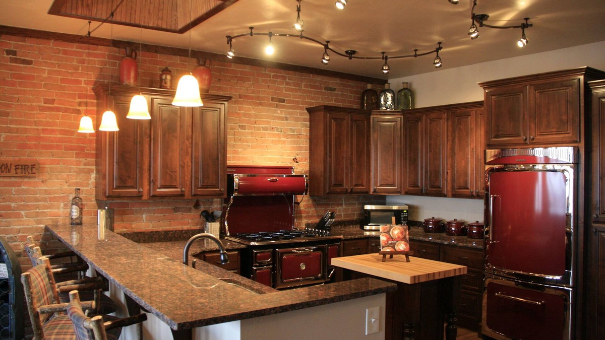 Montrose House | Downtown Montrose, Colorado