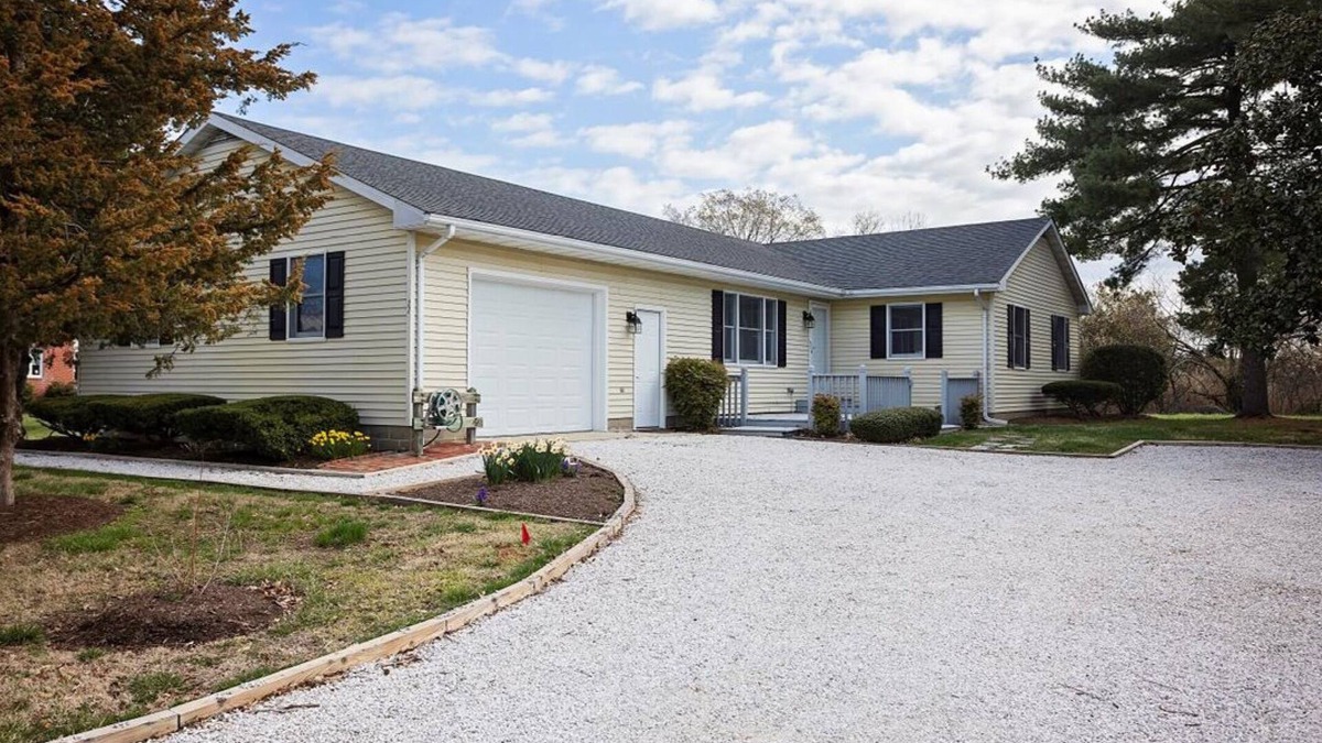 Oxford House | Downtown Oxford | Character Filled