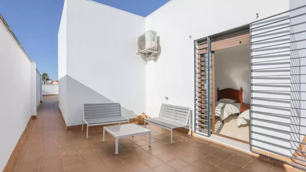 Dos Hermanas Apartment | Downtown: Penthouse 2 bedrooms with terrace