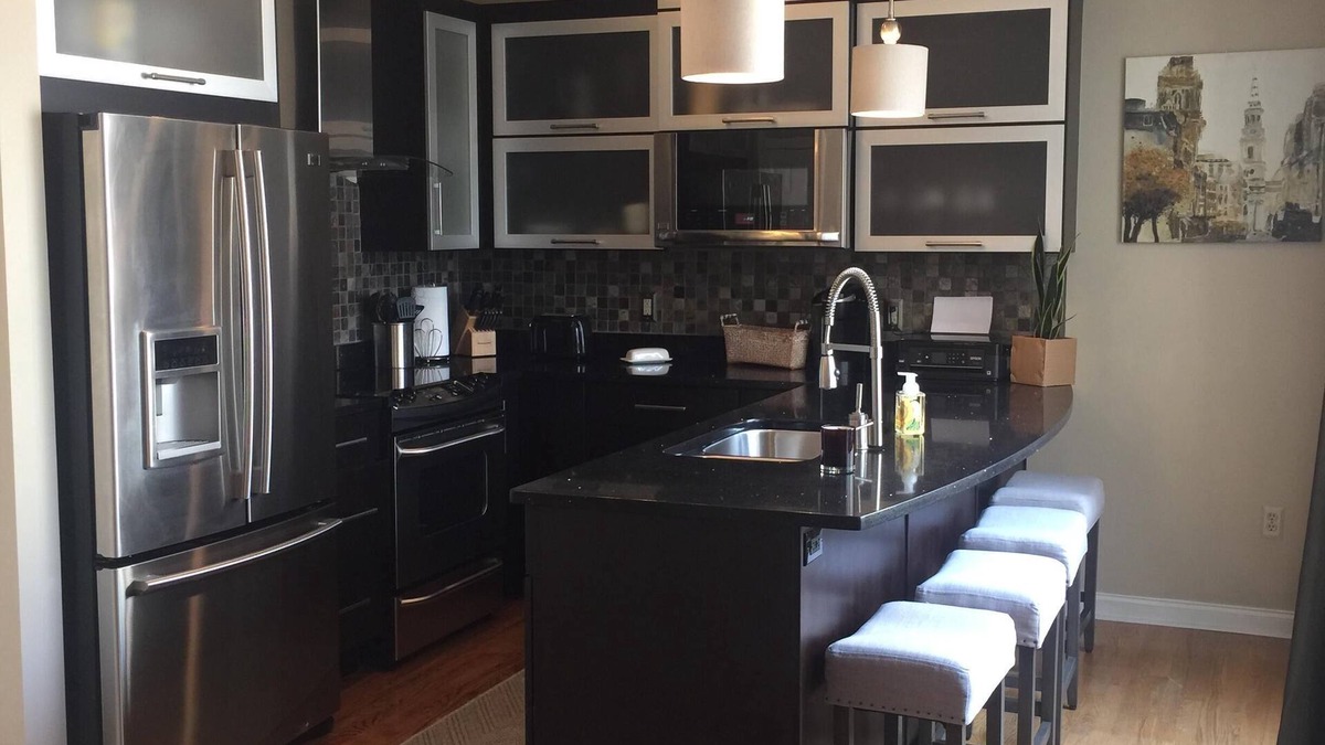 Greenville Downtown Condo | Downtown Penthouse With Terrace, 1/2 block from Main St in the heart of downtown