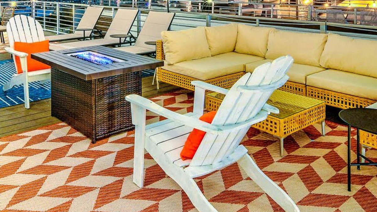 Edgehill House | Downtown Rooftop | 14 Beds Skyline Views