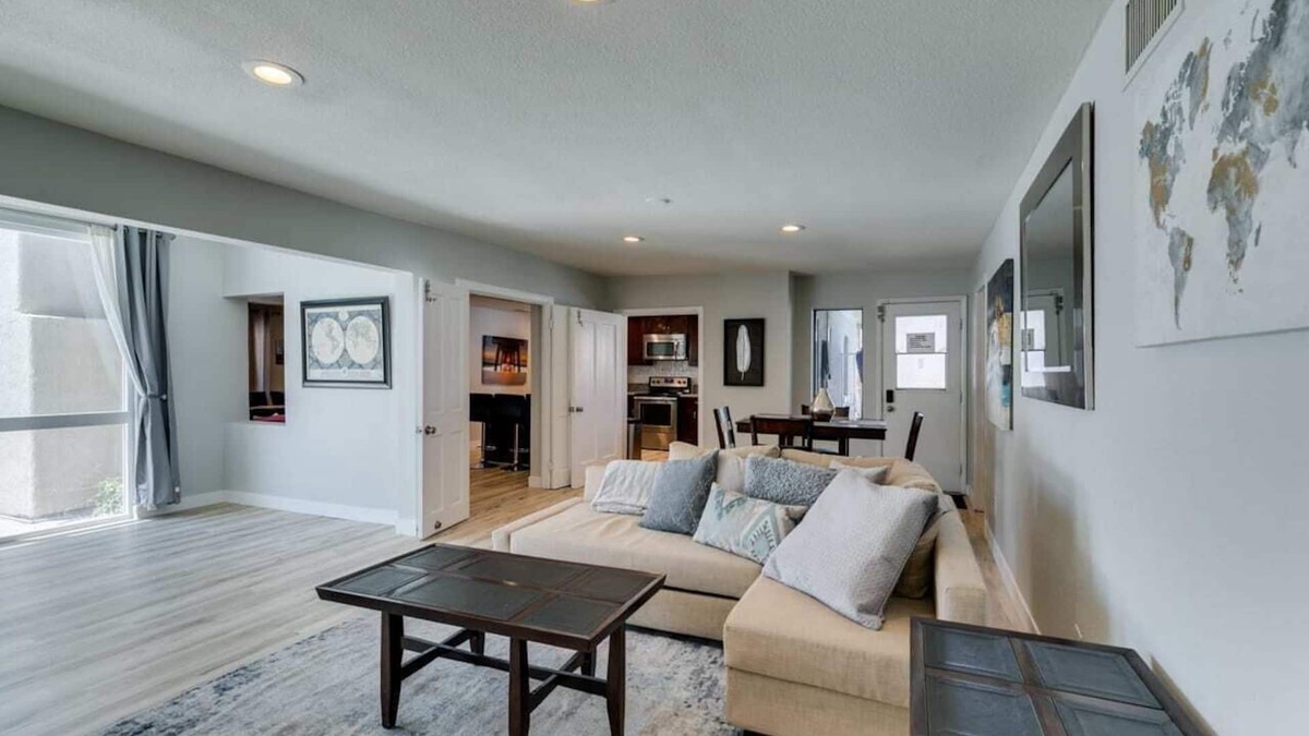 Rancho Oakey House | Downtown Vegas Oasis!