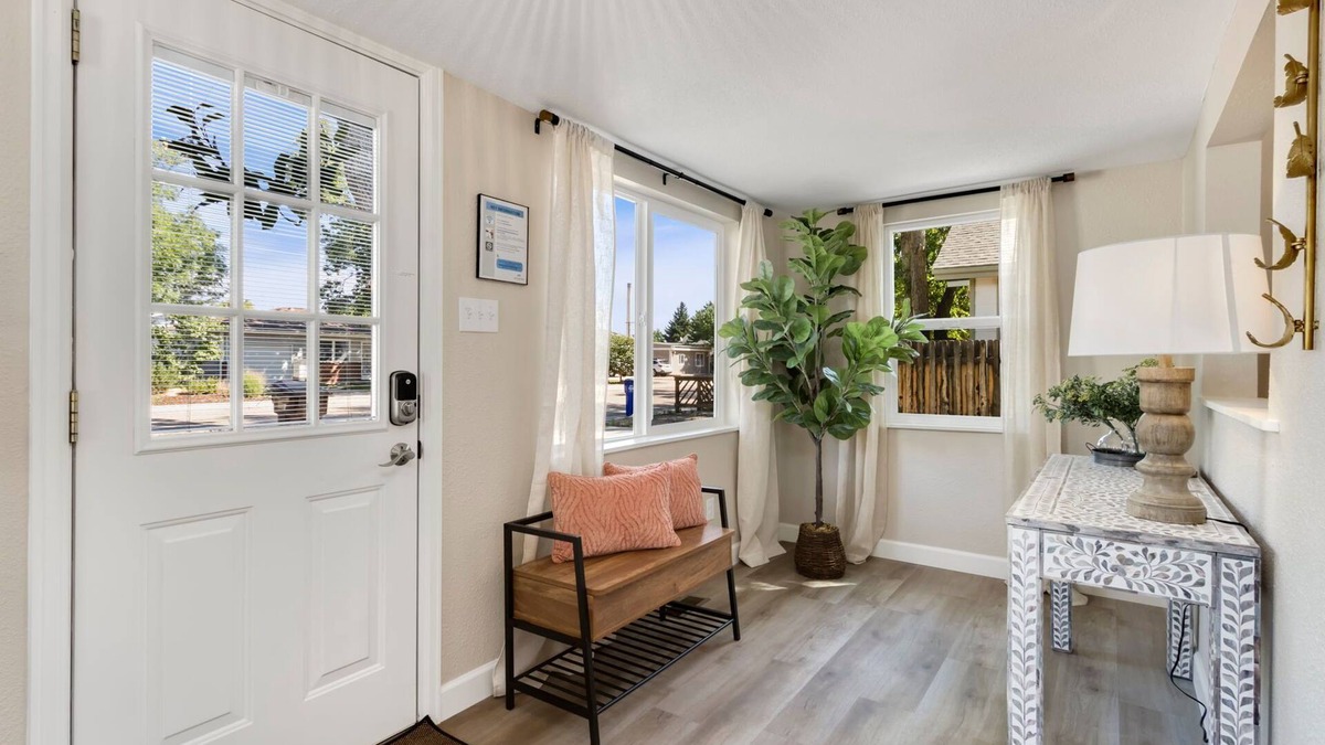 Windsor House | Downtown Windsor Home With Hot Tub & Pool Table