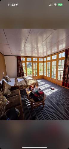 Tingmosgang House | dragon guesthouse and garden restaurant