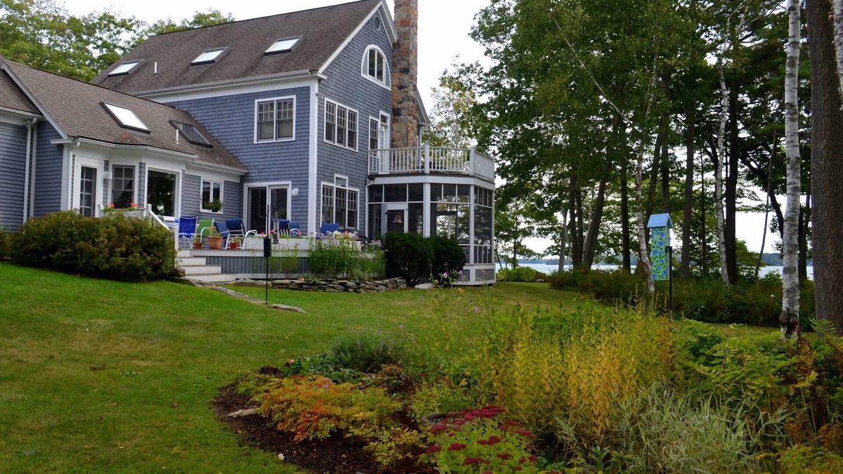 Freeport House | Dramatic Oceanfront House w/Private Swimming Cove & Dock