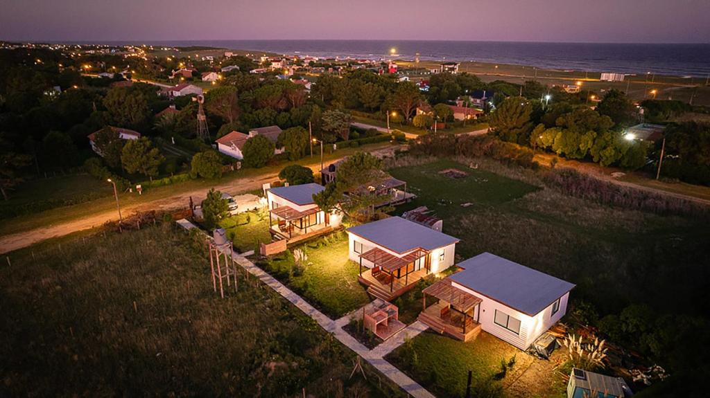 Colonia Chapadmalal House | Dread Chapa Shack - CASA 2 - Casa en complejo Para 6 PAX Con Parrilla A 4 Cuadras del Mar - Hola Sur
