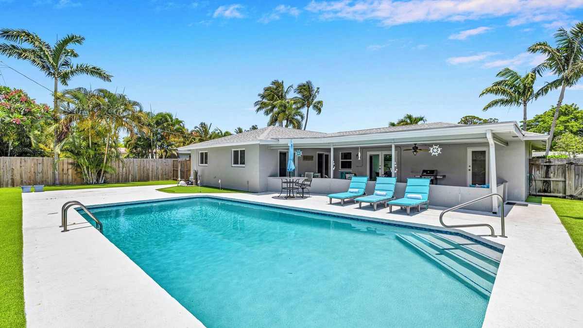 Boynton Beach House | Dream 3/2 Tropical Pool House East Boyton - Near The Beach And Atlantic Avenue