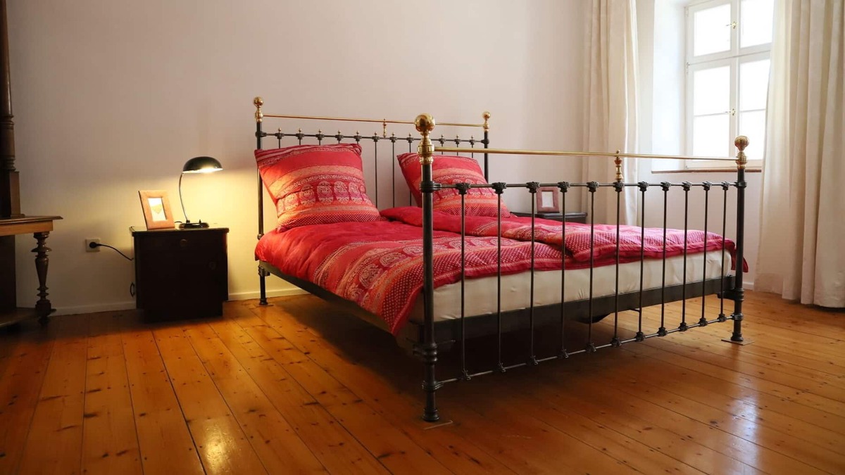 Grosskarlbach Condo | Dream apartment with lots of charm and comfort 95 sqm in the histor. wine estate