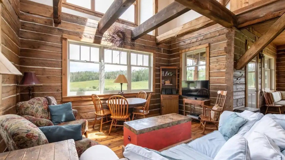Clark Cabin | Dream for hiking, star gazing, fishing, lakes & hunting - 2 night minimum