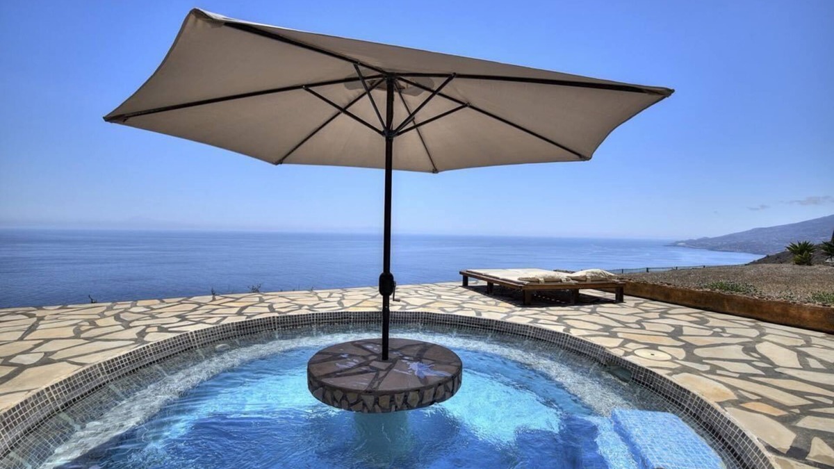 Puntallana Apartment | Dream view 800m to the sea. Top location to the highlights of the east side