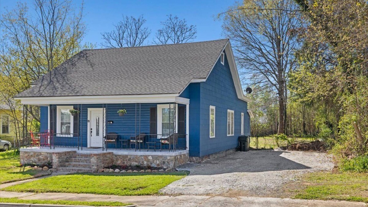 Rock Hill House | Dream Weaver is a large renovated mill house