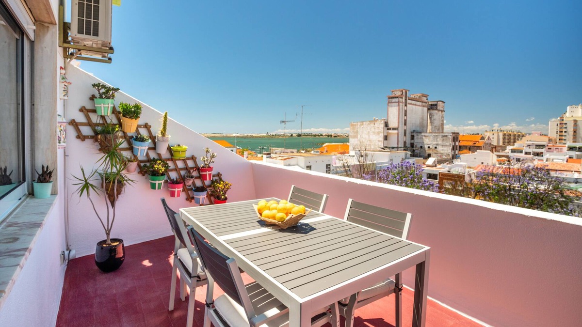 Sao Pedro Apartment | Dreamers duplex with seaview